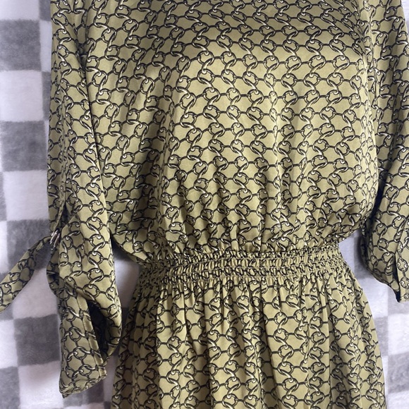 Michael Michael Kors, gold chain dress adjustable sleeves - Picture 5 of 7